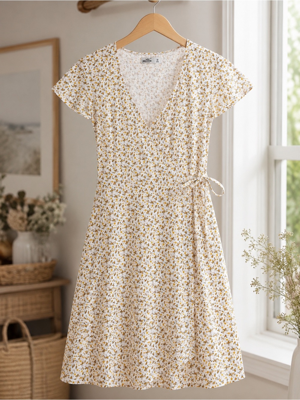 Hollister Floral Wrap Dress White Mustard Mini Size XS